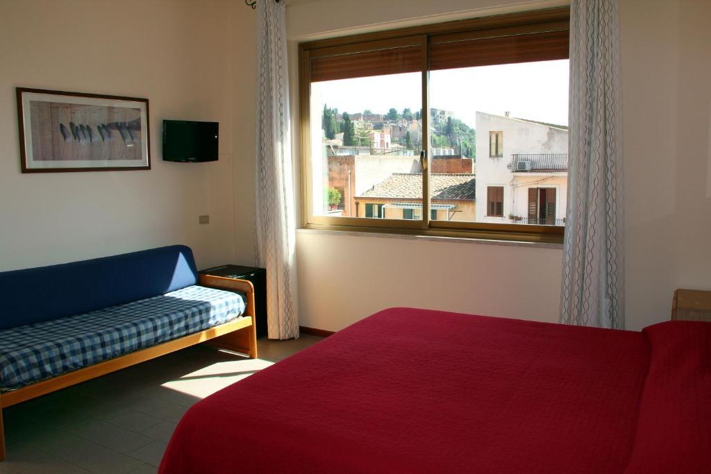 Residence Circe Ταορμίνα Δωμάτιο φωτογραφία